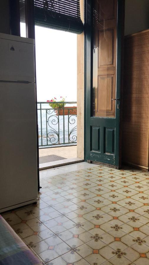 Hostel Beach House Giardini Naxos Exterior foto